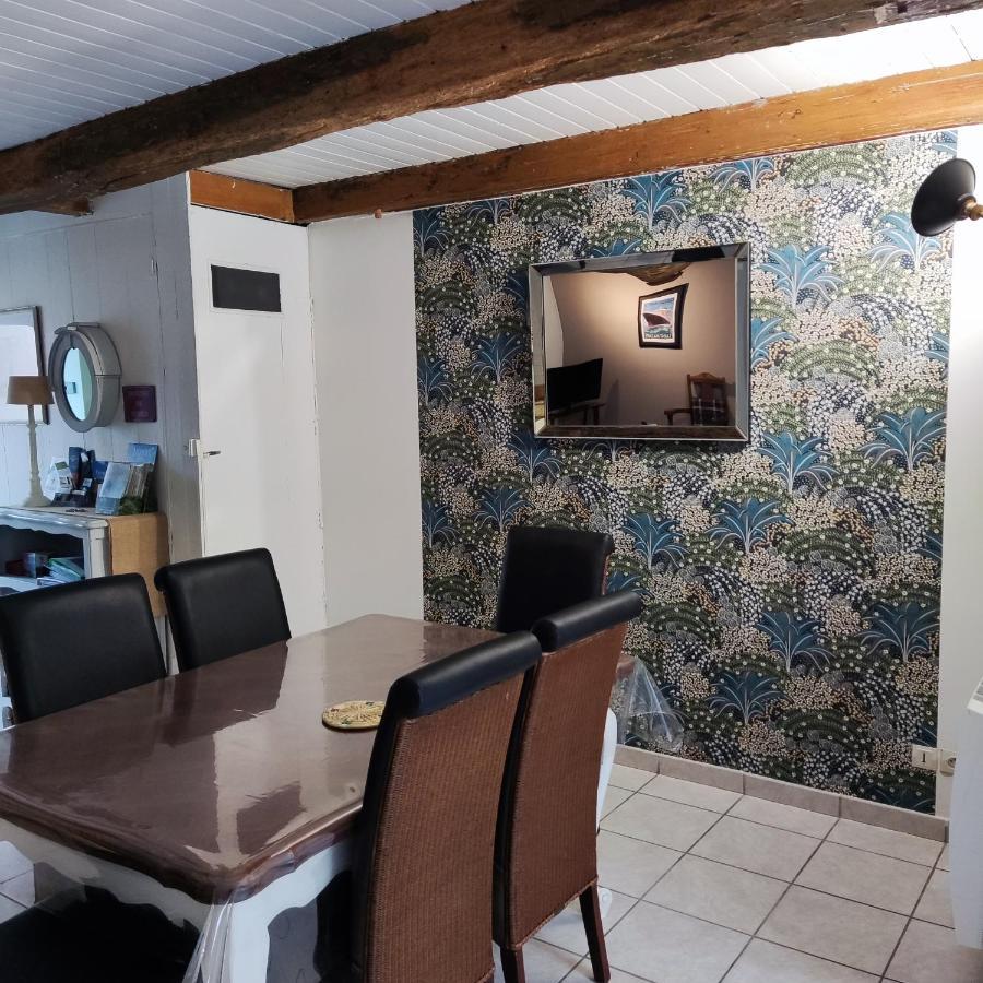 Gite De L'Escapade Frossay Exterior foto